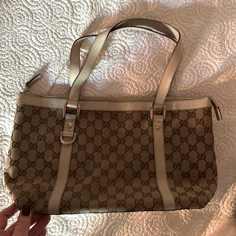 Gucci Abbey Beige Canvas Tote